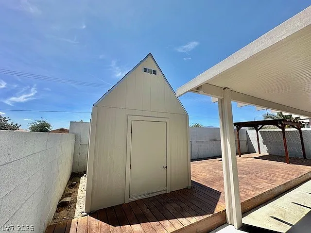 8109 Chambersberg St — Photo 18