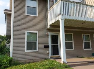945 Maryland Ave E, Saint Paul, MN 55106
