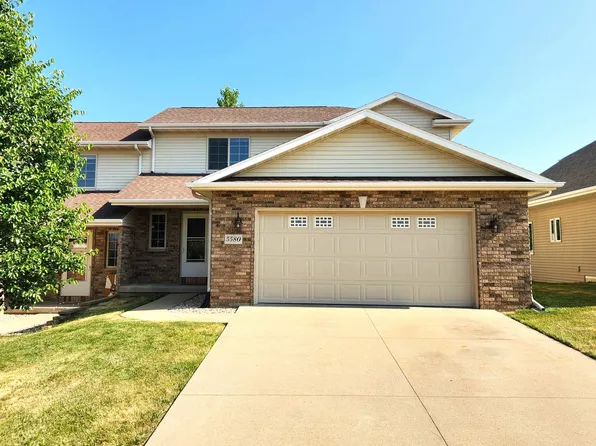 5580 Carver Dr, Dubuque, IA 52002