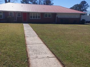 1410 Johnston Dr, Anniston, AL 36207