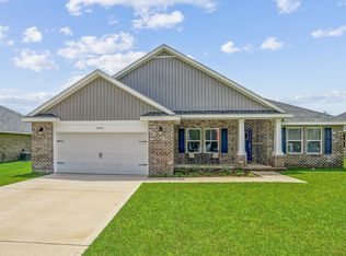 4257 Elvis Presley Dr, Milton, FL 32583