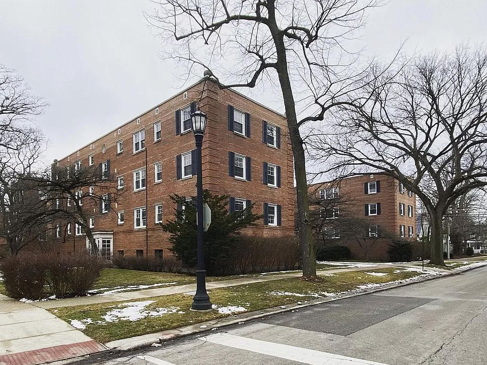 1st image of 2608 Bennett Ave Unit 1