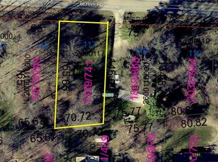 Berry Rd, Howard, OH 43028