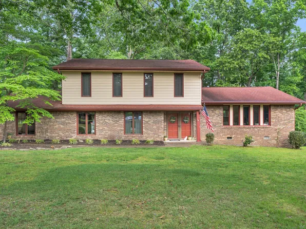 918 Stone Crest Cir, Chattanooga, TN 37421