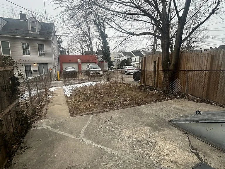 216 Park Pl — Photo 11