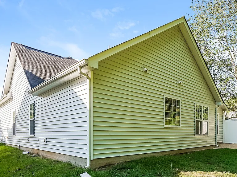 329 Braxman Ln — Photo 17