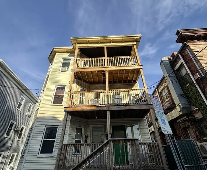 185 Lowell Street, Unit #2 (Second Floor)