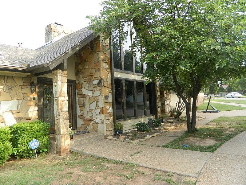 1st image of 12408 Stickney Pl