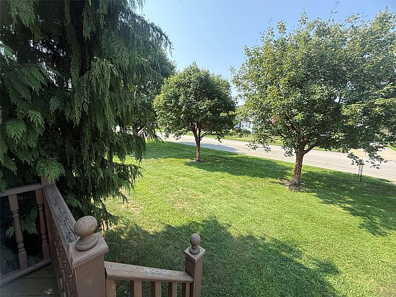 2nd image of 1025 Shenk Ave