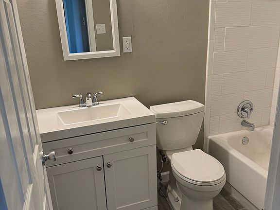 4th image of 2000 Caesar Dr