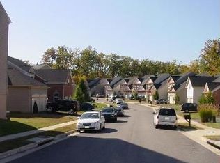 1738 Ann Scarlet Ct, Woodbridge, VA 22191