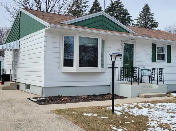 710 South 30th STREET, Manitowoc, WI 54220