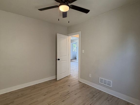 5th image of 27390 Elmhurst St #1