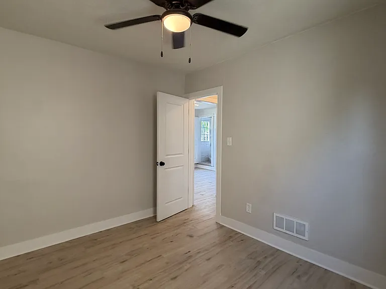 27390 Elmhurst St #1 — Photo 5