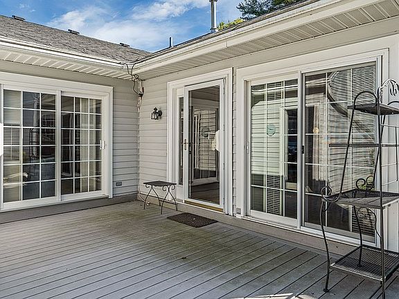 3rd image of 3533 Port Cove Dr Building 3-1
