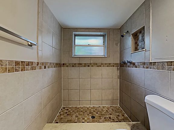 3rd image of 3025 Matchlock Dr