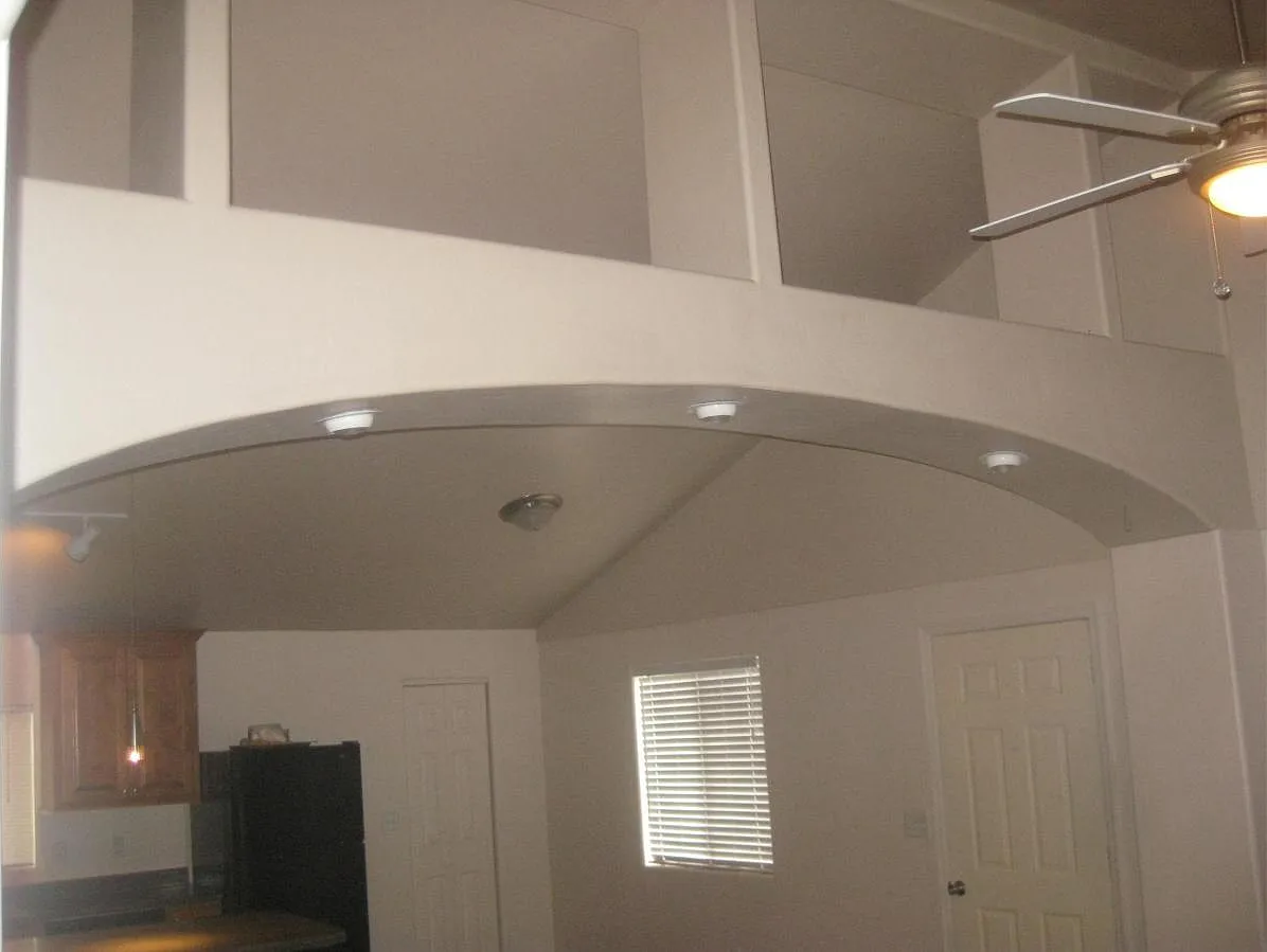 4 bed, 1700 sqft, $1,600 — Photo 2