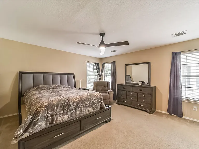 3818 Brook Garden Ln — Photo 30
