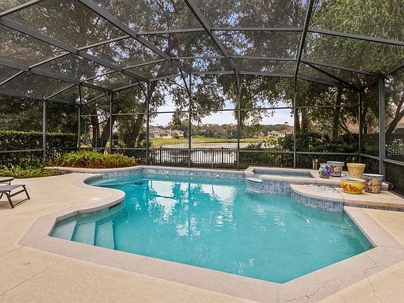 3rd image of 155 Crystal Oak Dr