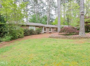 1115 Tuxedo Dr, Roswell, GA 30075