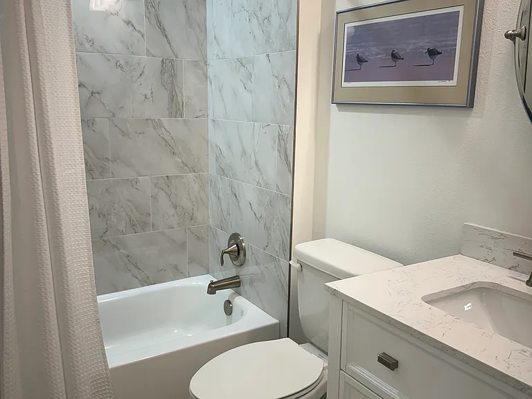 1218 Liberty Ave #1 — Photo 10