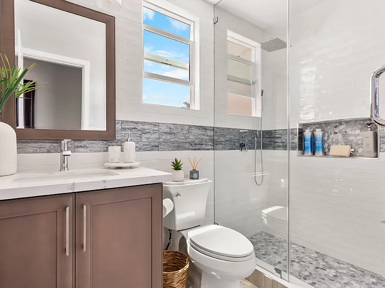 313 Alvarado Pl #1/2 — Photo 11