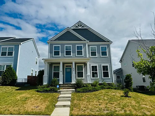 454 Coastal Ave Photo 1