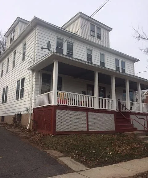 615 High St #2A — Photo 1