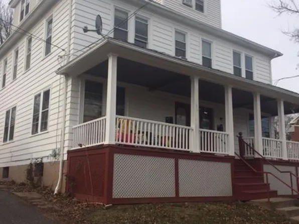 615 High St #2A, Middletown, CT 06457