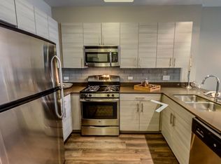 1154 W Madison St #523, Chicago, IL 60607