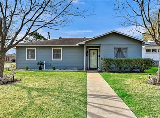 204 W Dexter St, Sherman, TX 75092