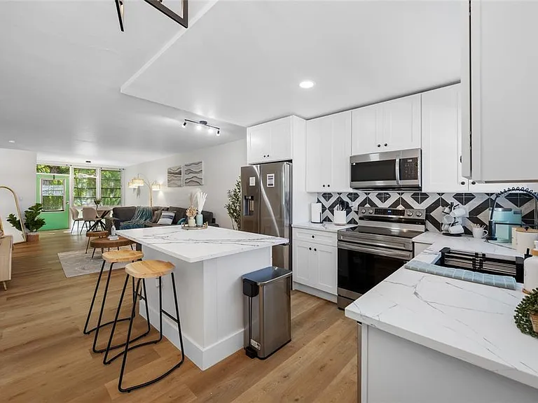 1433 S Belcher Rd #F9 — Photo 2