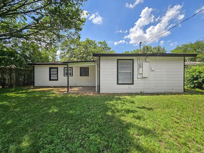 601 Brookfield Dr — Photo 16