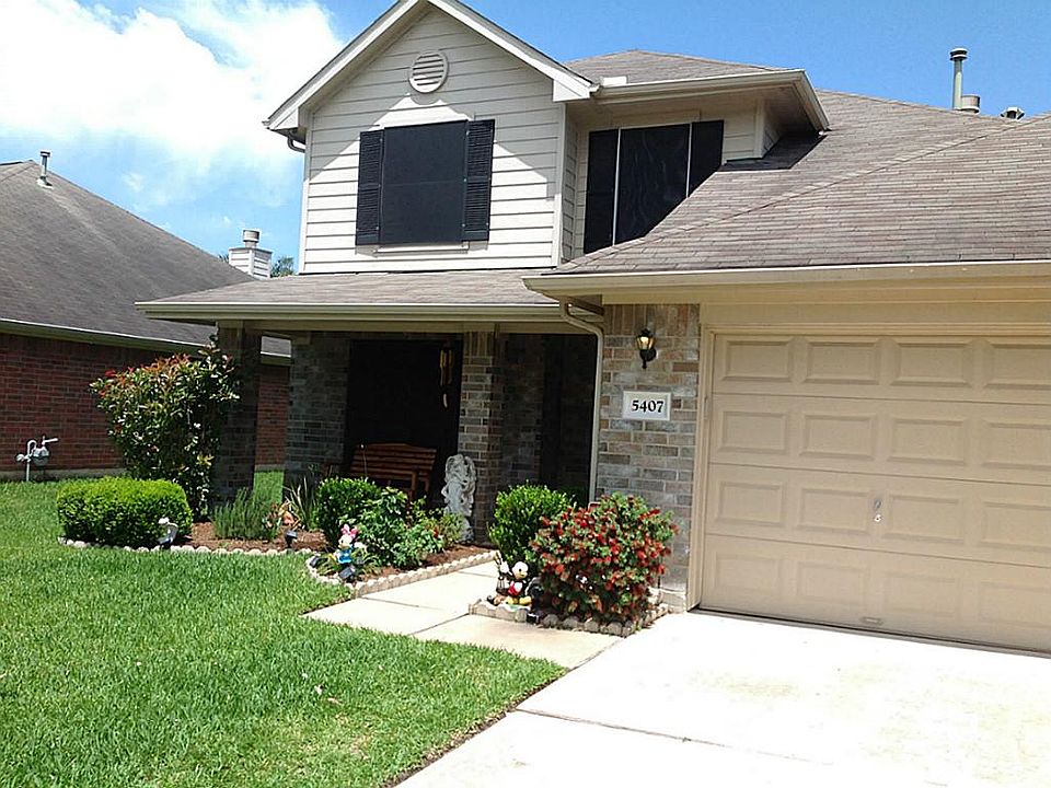 The seller has spent much time and energy making this house her home. Pride of ownership shows.
