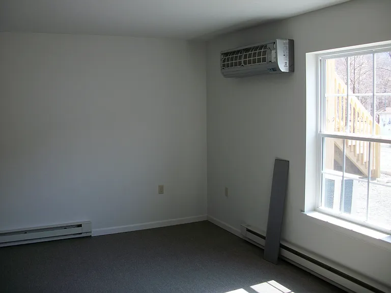 79 Lagrange Ln #4 — Photo 12