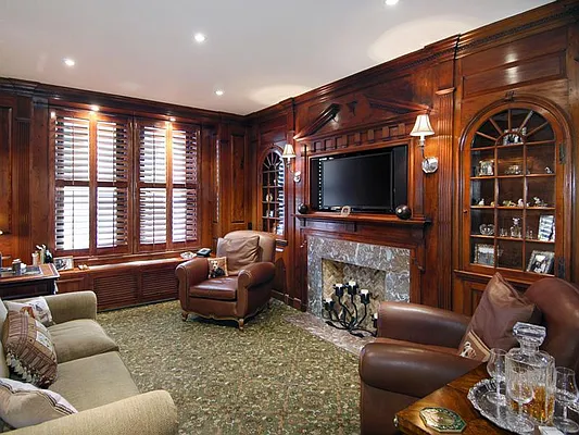 Sold by Sotheby's International Realty | media 31