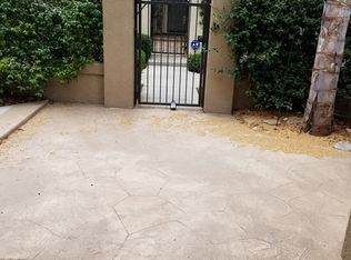 12 New Market, Irvine, CA 92602