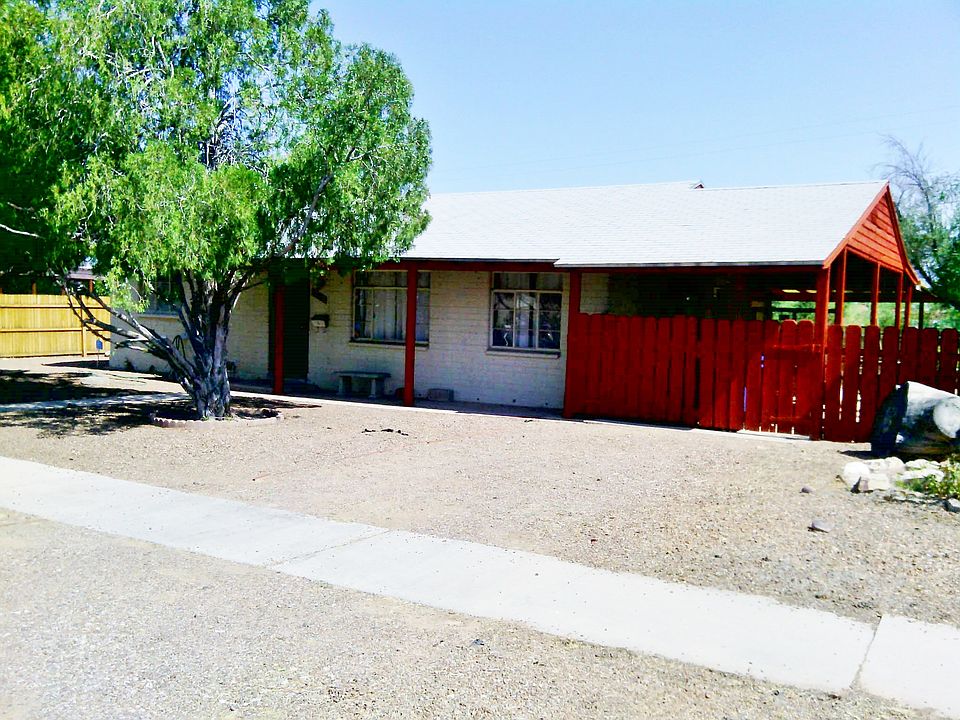1st image of 4625 E 13th St