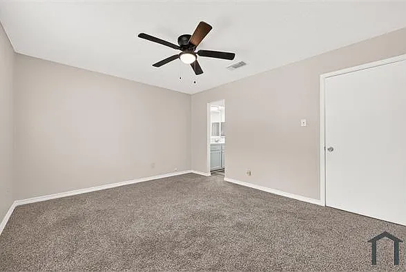 10402 Permian Dr — Photo 23