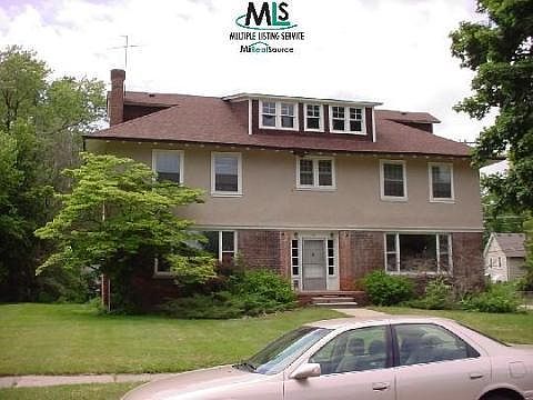 1st image of 70 Lodewyck St