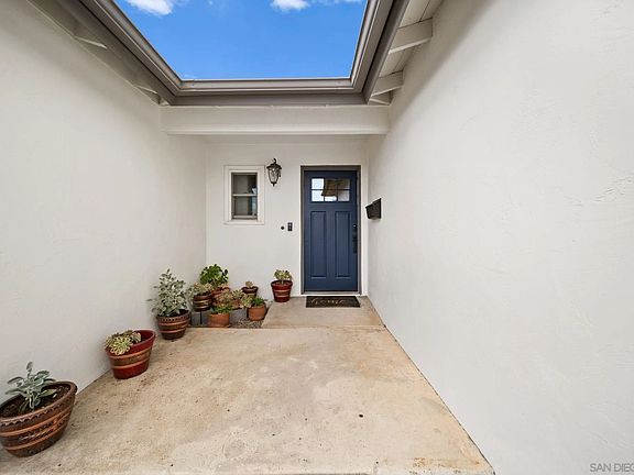 4th image of 7550 Prairie Mound Way