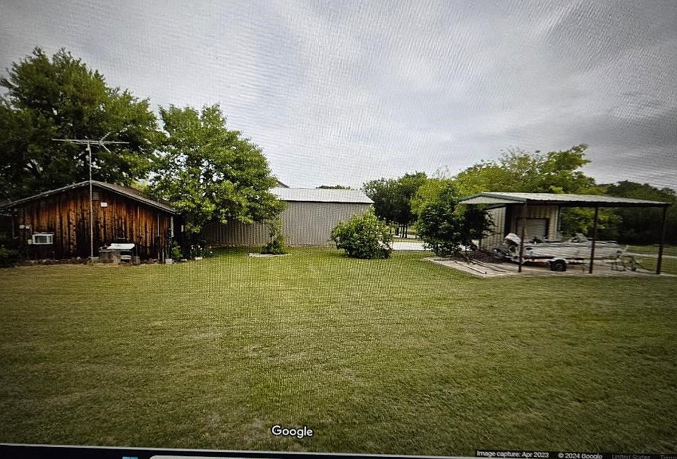 1st image of 607 N Lakewood Cir