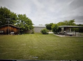 607 N Lakewood Cir, Bridgeport, TX 76426