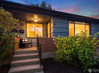 10021 7th Ave NW APT B, Seattle, WA 98177