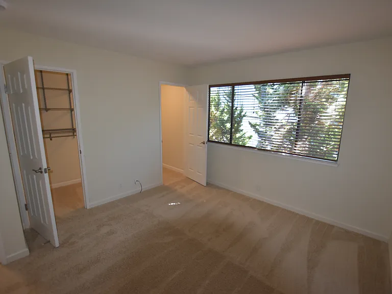 185 Union Ave #18 — Photo 6