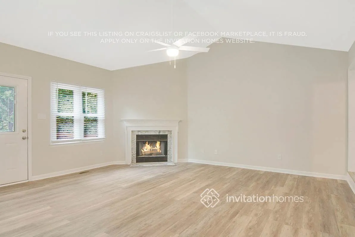 2912 Buckboard Ln Raleigh, NC 27603 — Photo 2