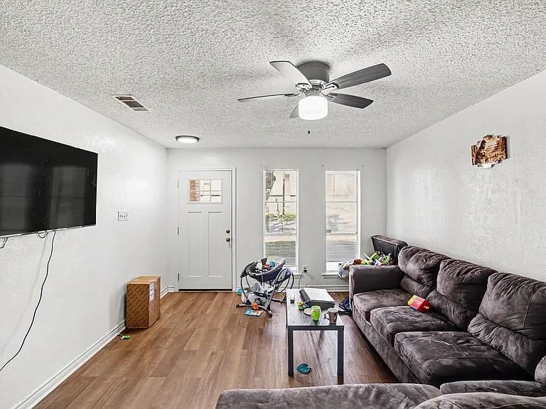 7700 Mary Dr #7702 — Photo 11