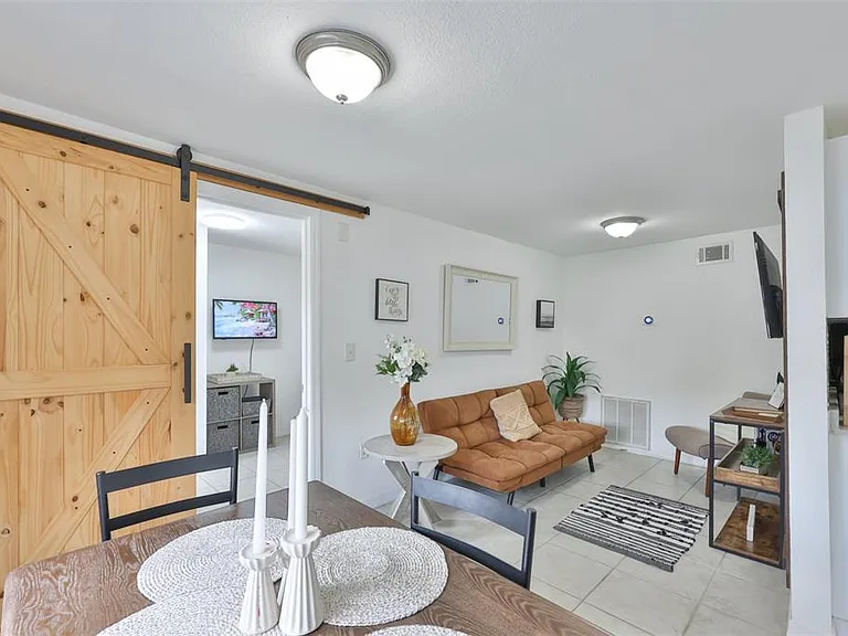 2575 S Himes Ave #A — Photo 9