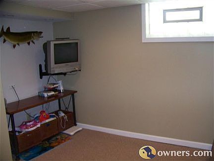 LOWER LEVEL LIVING SPACE