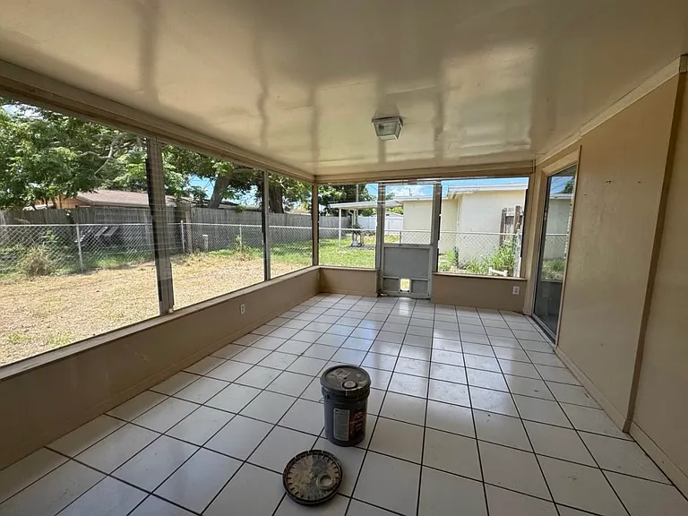 5636 Casino Dr — Photo 14